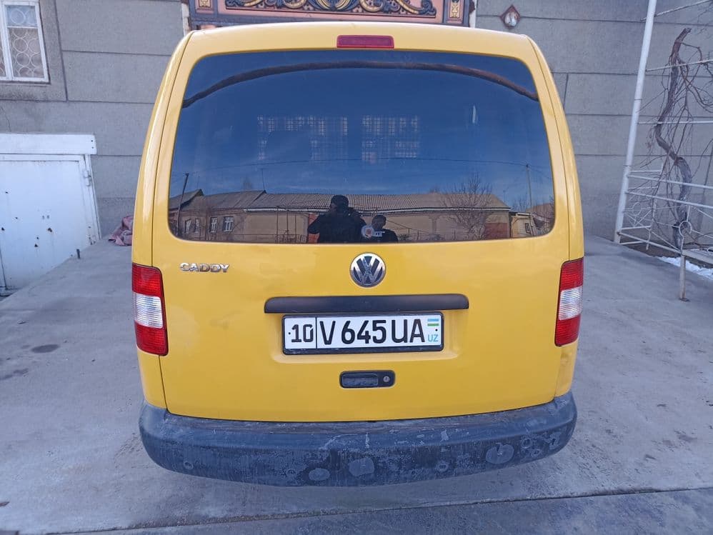 Volkswagen caddy sotiladi — 2