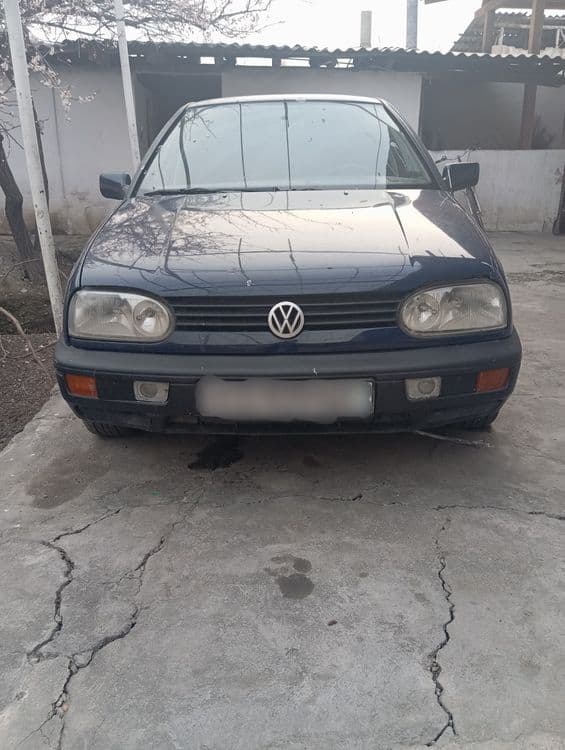 Volkswagen golf 1992 yil — 2