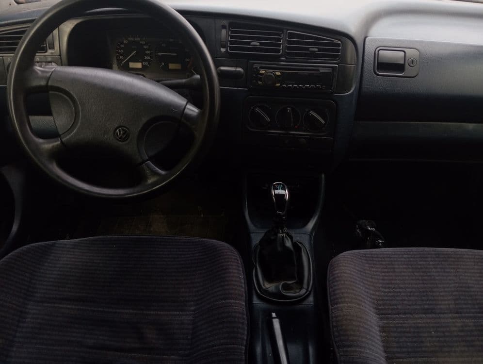 Volkswagen golf 1992 yil — 7