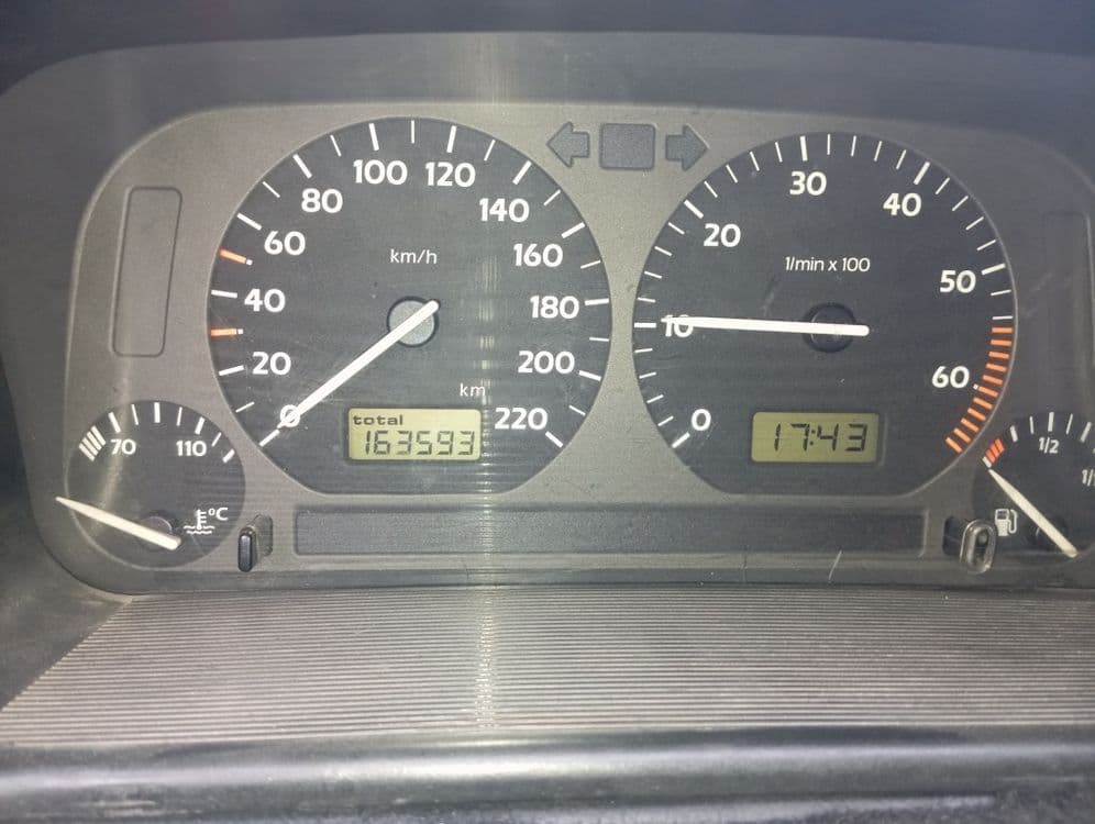 Volkswagen golf 1992 yil — 8