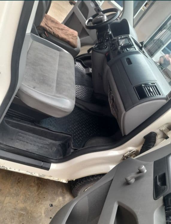Volkswagen transporter t5 — 3
