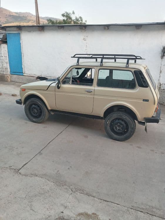 Niva sotiladi yili 1985 holati yaxshi — 3