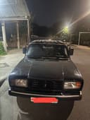 Vaz 2104 sotiladi
