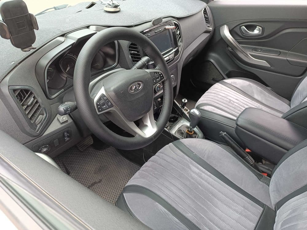 Продаётся или Аренда с выкупом Lada XRay 2018 года 1.8 автомат коробка — 7