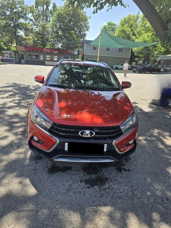 Lada Vesta Cross 2019 — 1