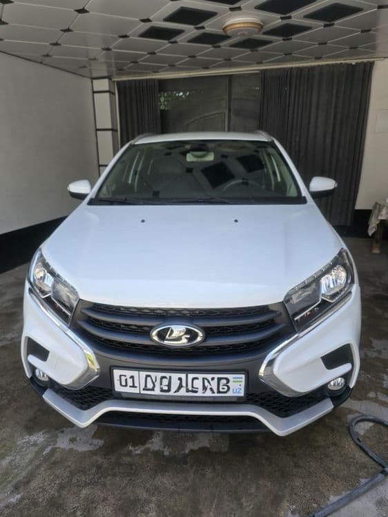 Продается Lada xray cross