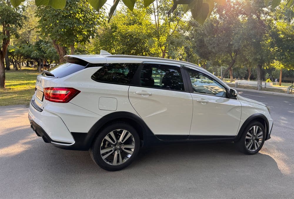 Lada Vesta SW Cross 1.8 — 6