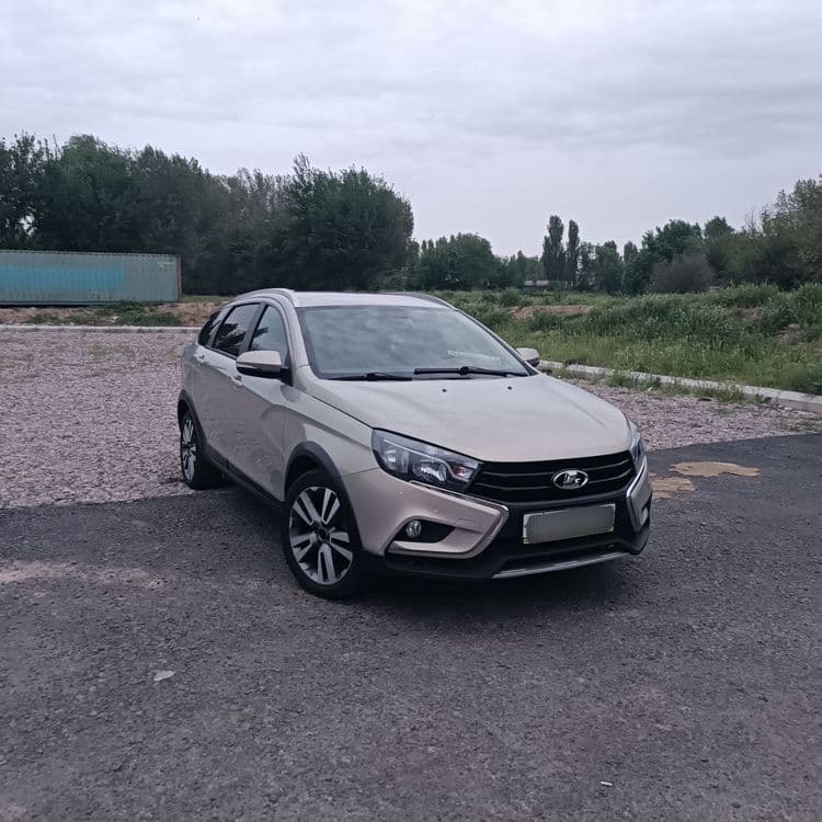 Lada vesta cross — 2