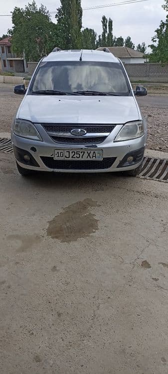 Lada largus 2014 — 4