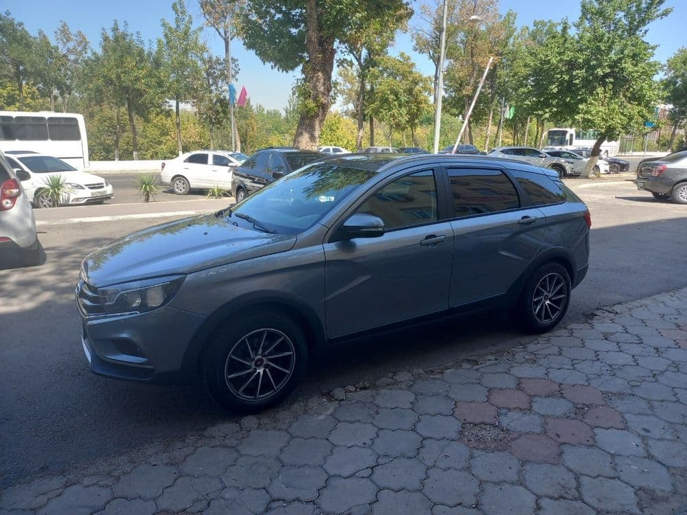 Lada vesta SW Cross — 5