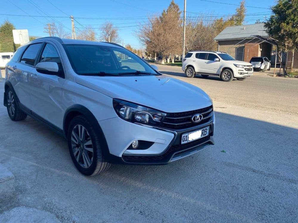 Lada vesta sw cross — 1