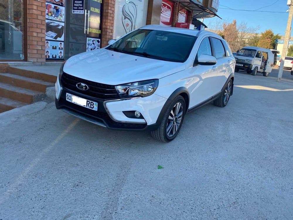 Lada vesta sw cross — 2
