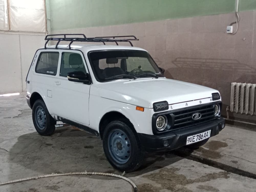 Нива 2121 ,, Ласточка '' продается — 1