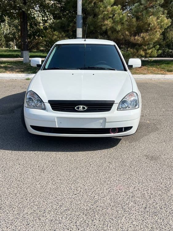 Lada priora 21072 — 4