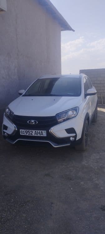 Lada Xray cross sotiladi — 2