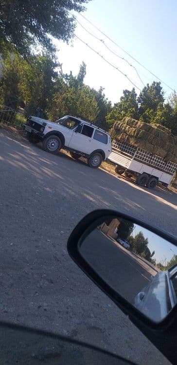Mashina zur ozim xayadab yurgan — 1