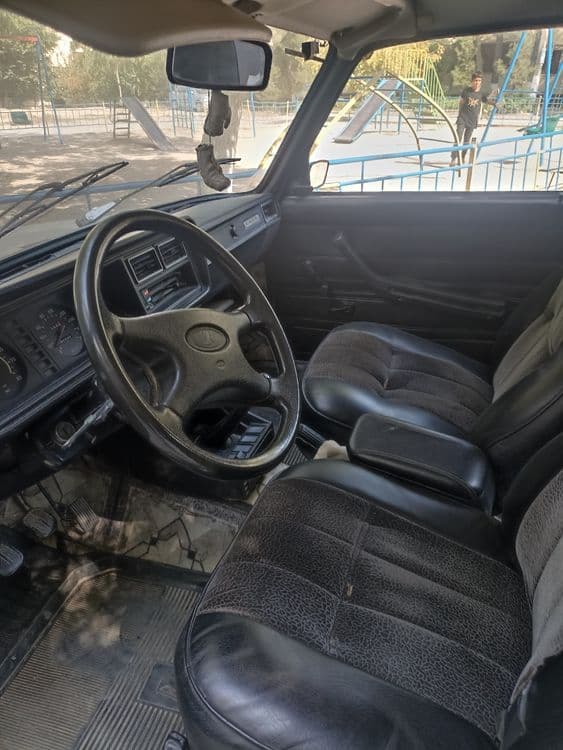 Продается Авто ВАЗ 2107 — 6