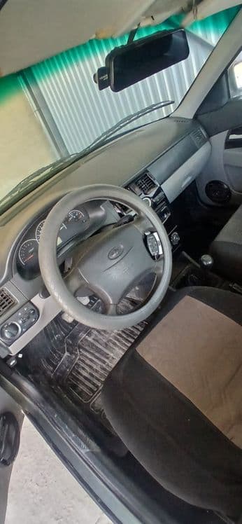 Lada pirora, yili 2008 — 3
