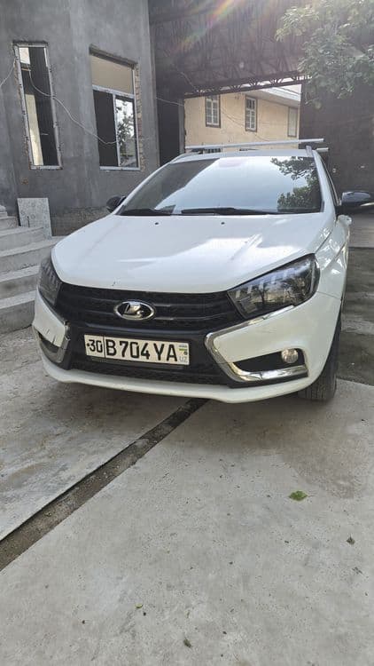 Лада веста св. 2019 срочно сотлади — 1
