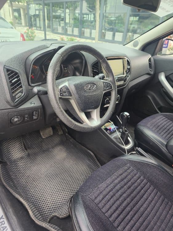Lada x ray 2022 yili — 1