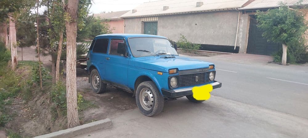 Niva sotiladi 4x4 — 4