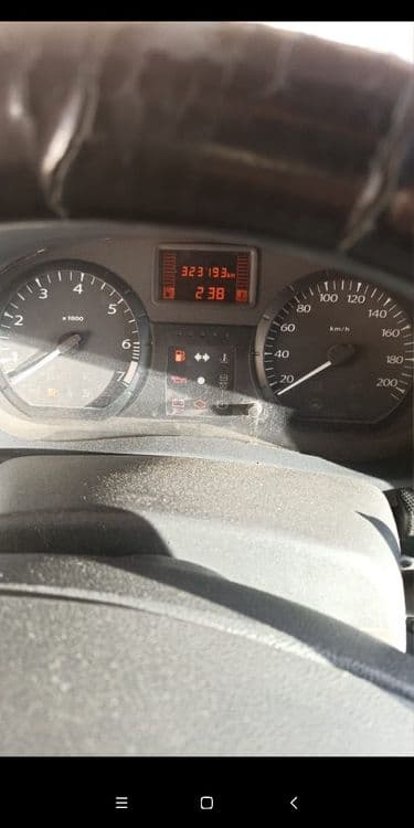 Lada Largus zudlik  bilan sotiladi — 4
