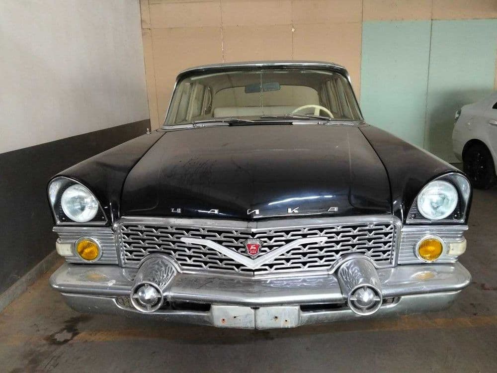 Автомобиль ГАЗ - 13 Чайка 1970 г Черная — 2