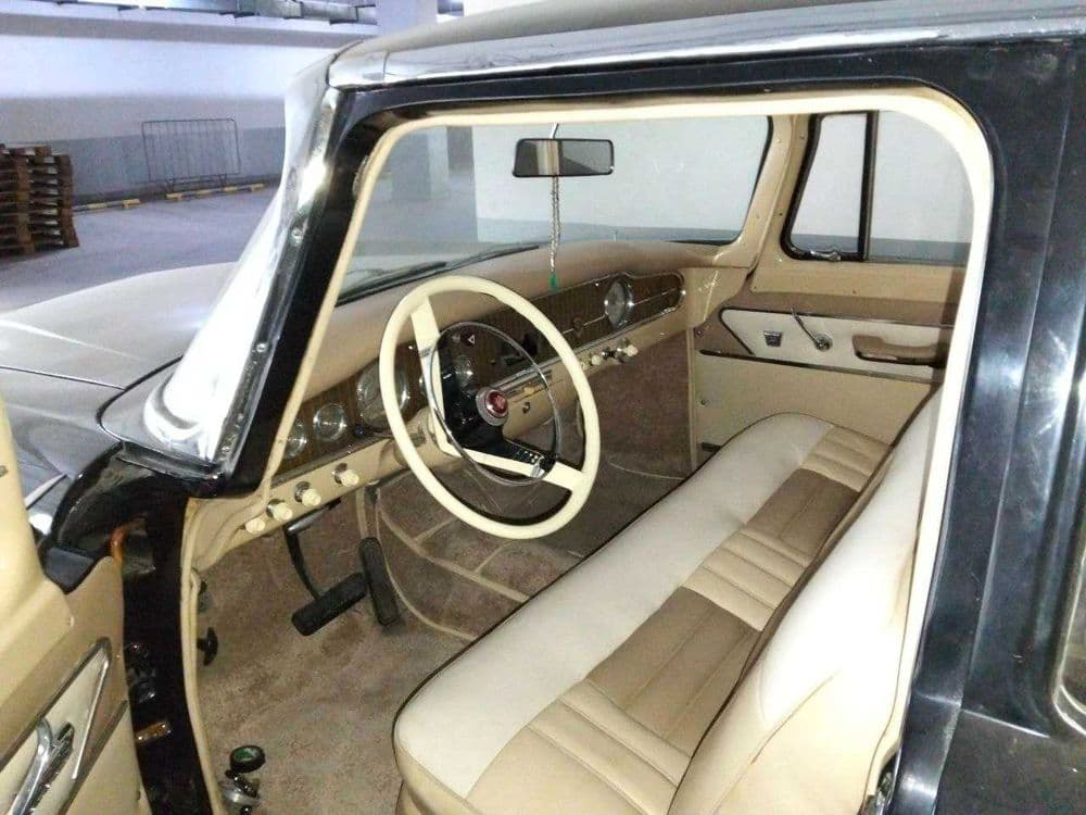 Автомобиль ГАЗ - 13 Чайка 1970 г Черная — 7