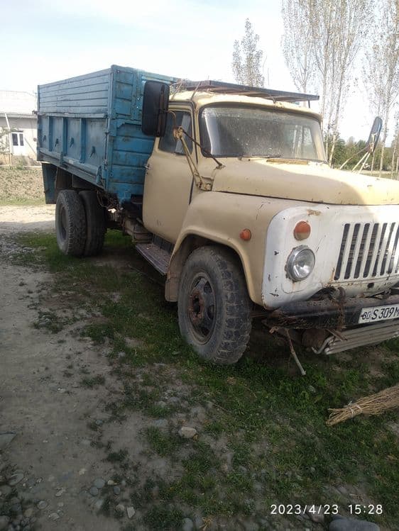 Gaz 53 samasval sotiladi — 2