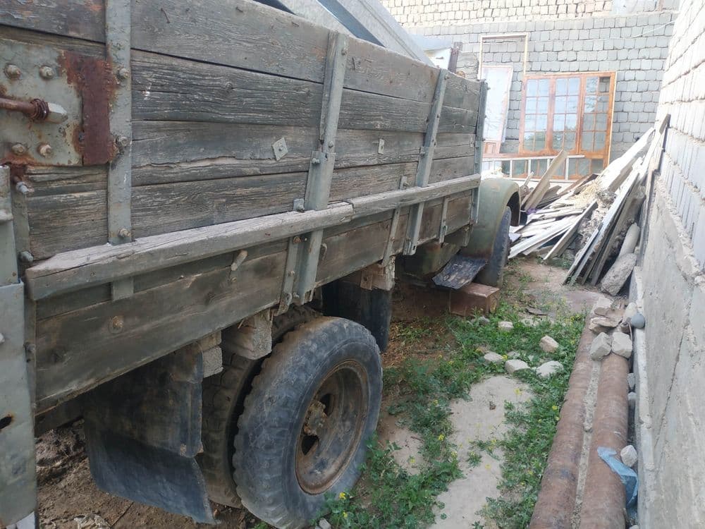 Gaz 51 sotiladi. — 4