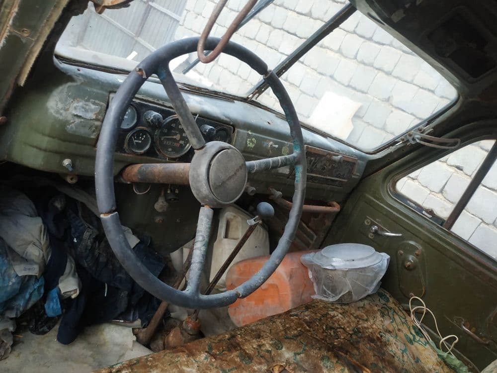 Gaz 51 sotiladi. — 5