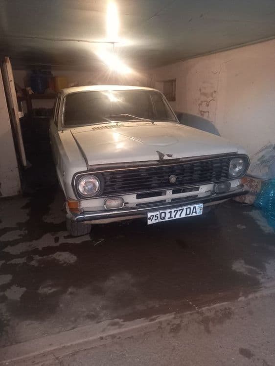 Gaz 24 moshinda metan bor — 2