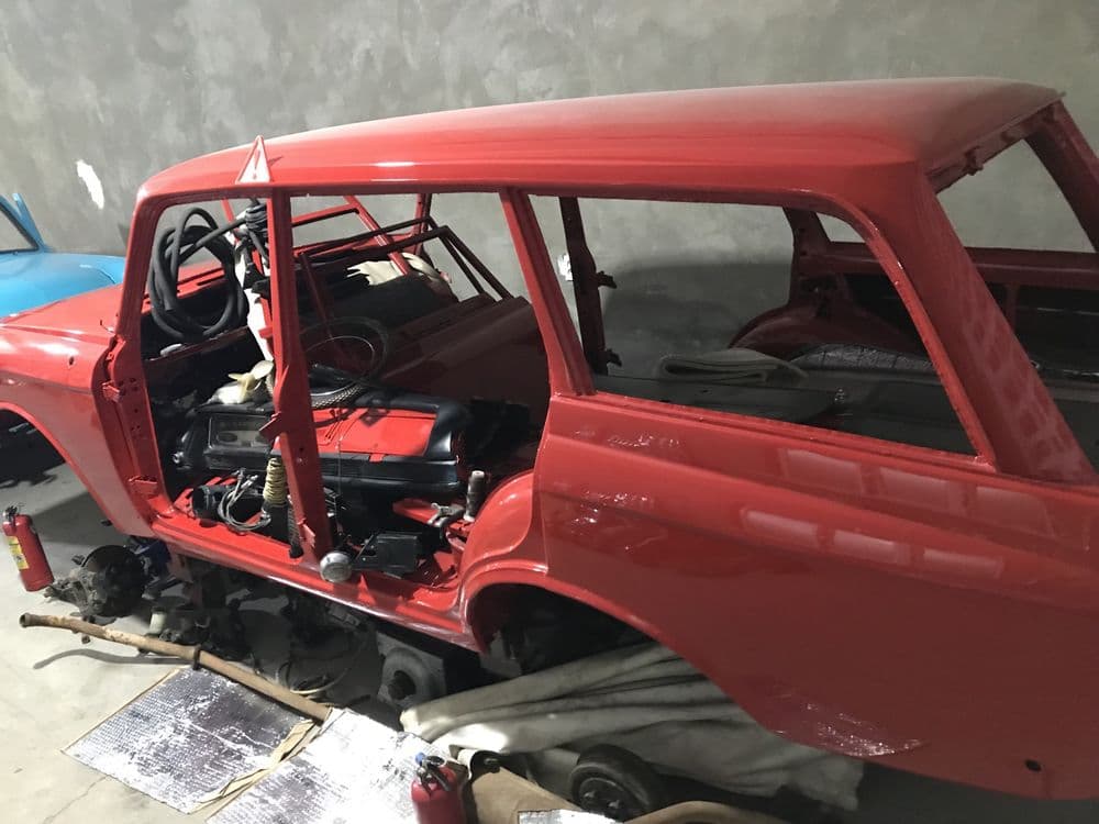 москвич унверсал м426 каликционеров. — 8