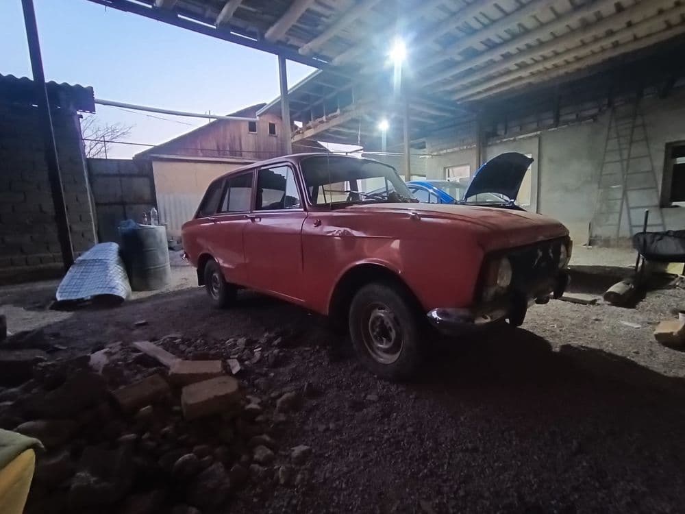 Moskvich sotuladi — 2