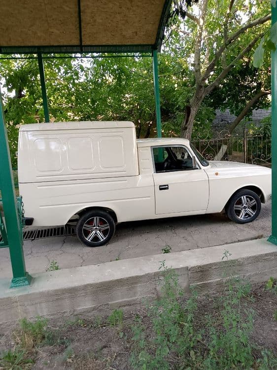 Москвич ИЖ перашкавоз сотилади — 4