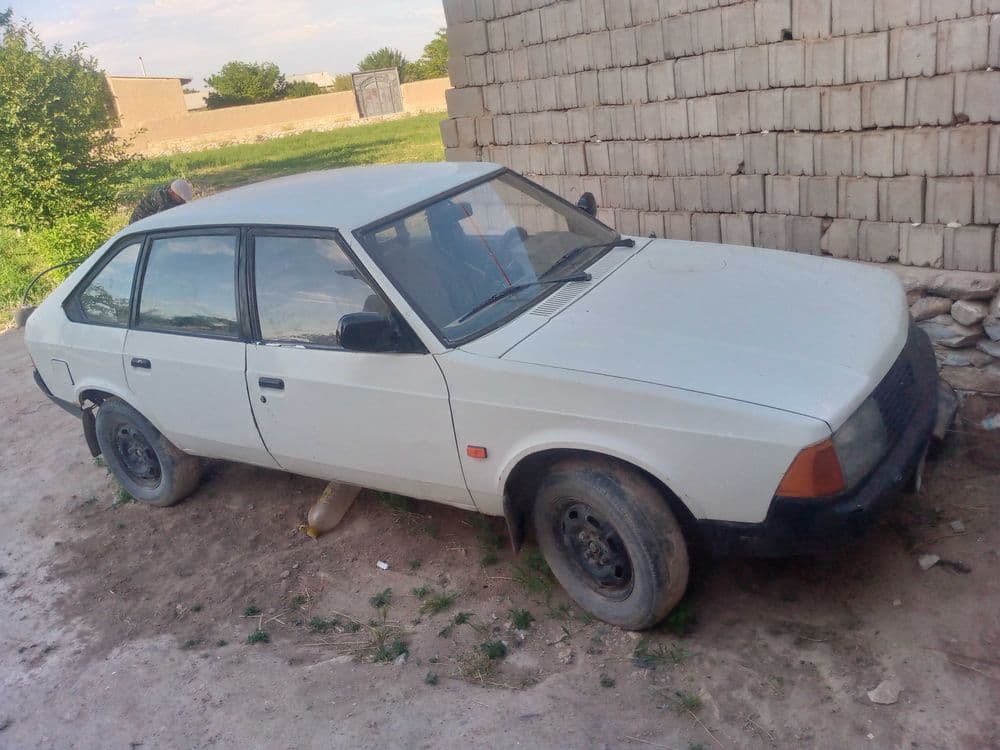 Avtomobil 2141 azlik — 2