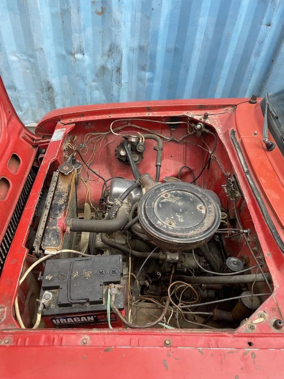Moskvich 412 xamma joyi yaxshi yurib turgan moshin — 2