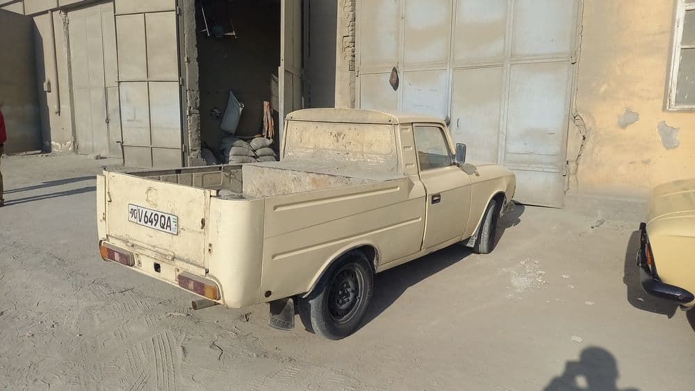 Moskivich sotiladi — 2