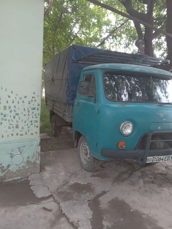 УАЗ 33 03          1990 ЙИЛ — 2