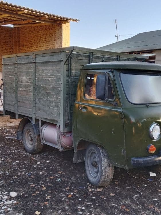 Уаз сотилади келишамиз — 1