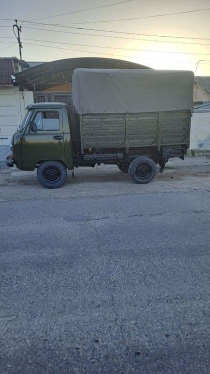 Уаз 1990 йилда ишлаб чиқарилган — 4