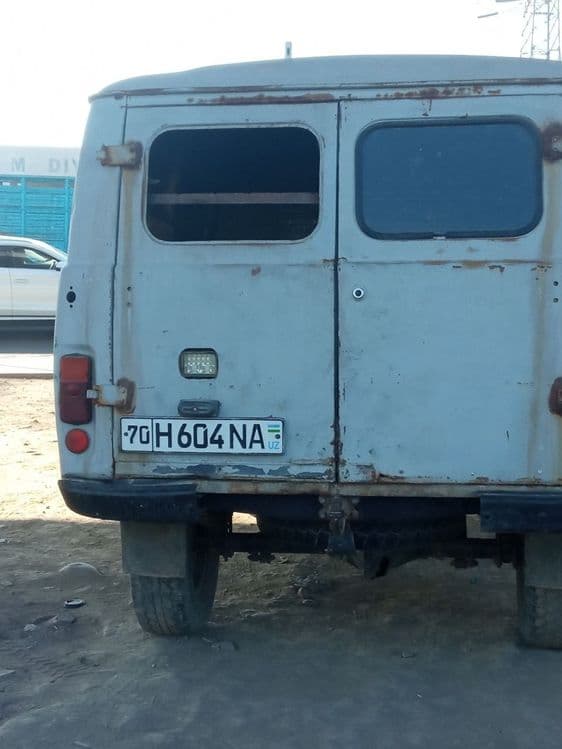 УАЗ буханка сотилади. Йили 1996, метан гази бор, Содиқ ака . — 2