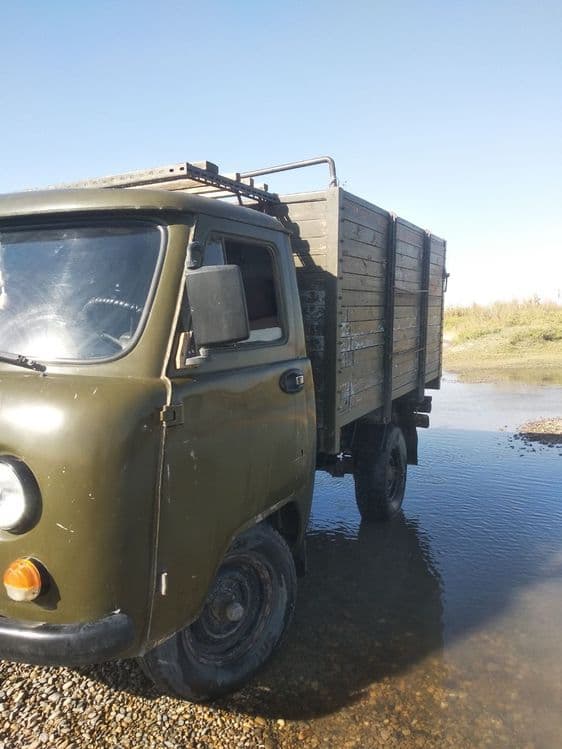 Uaz bortavoy Sotiladi 1992-yil — 2