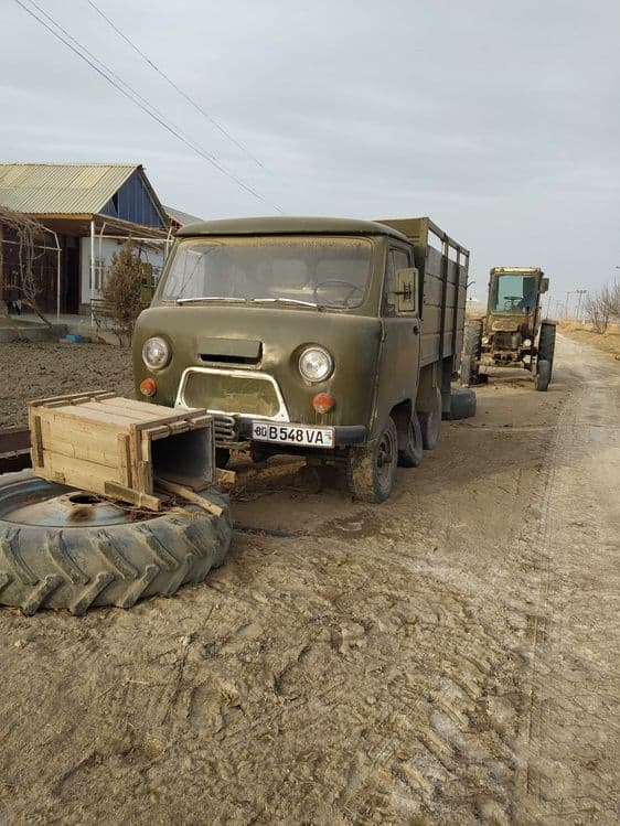UAZ yuk avtomobili tez sotiladi — 2