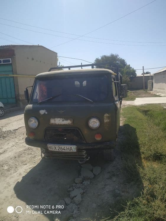 Уаз сотилади  kelishilgan narxda — 1