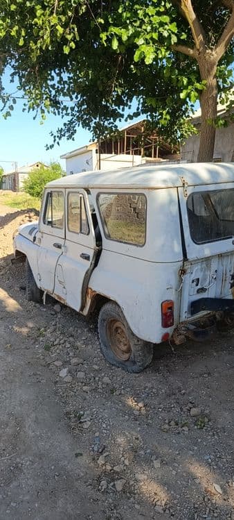 УАЗ гасадевитни томи сотилади — 1