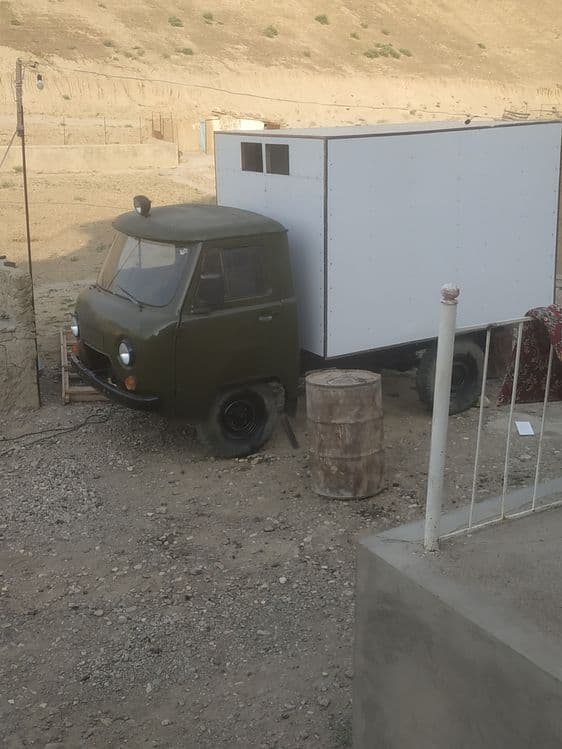 Uaz  sotiladi  pul zarir noldan terilgan — 2