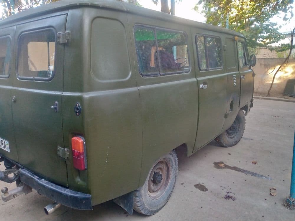 Uaz buxanka 1986 manzil Surxondaryo — 2