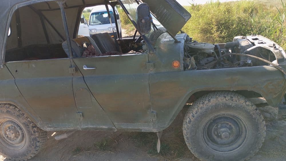 Uaz matoʻr zoʻr акимнатир янги радятр янги бодун янги — 1