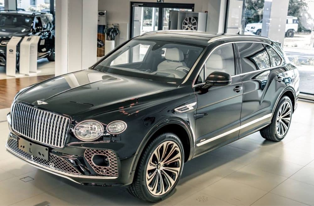 Bentley Bentayga EWB Azure First Edition  2024 — 2